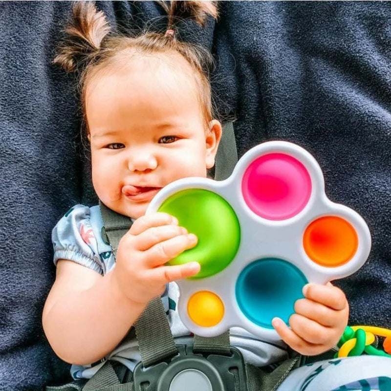Brinquedo sensorial para bebês